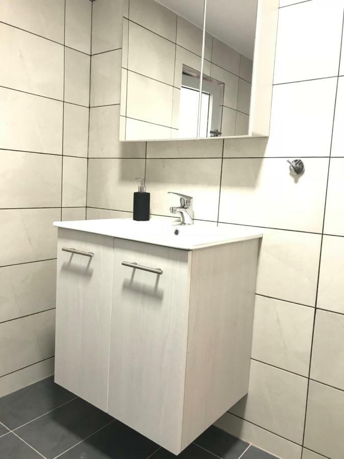 Holodek Apartments Sygrou Parking Athena Bagian luar foto