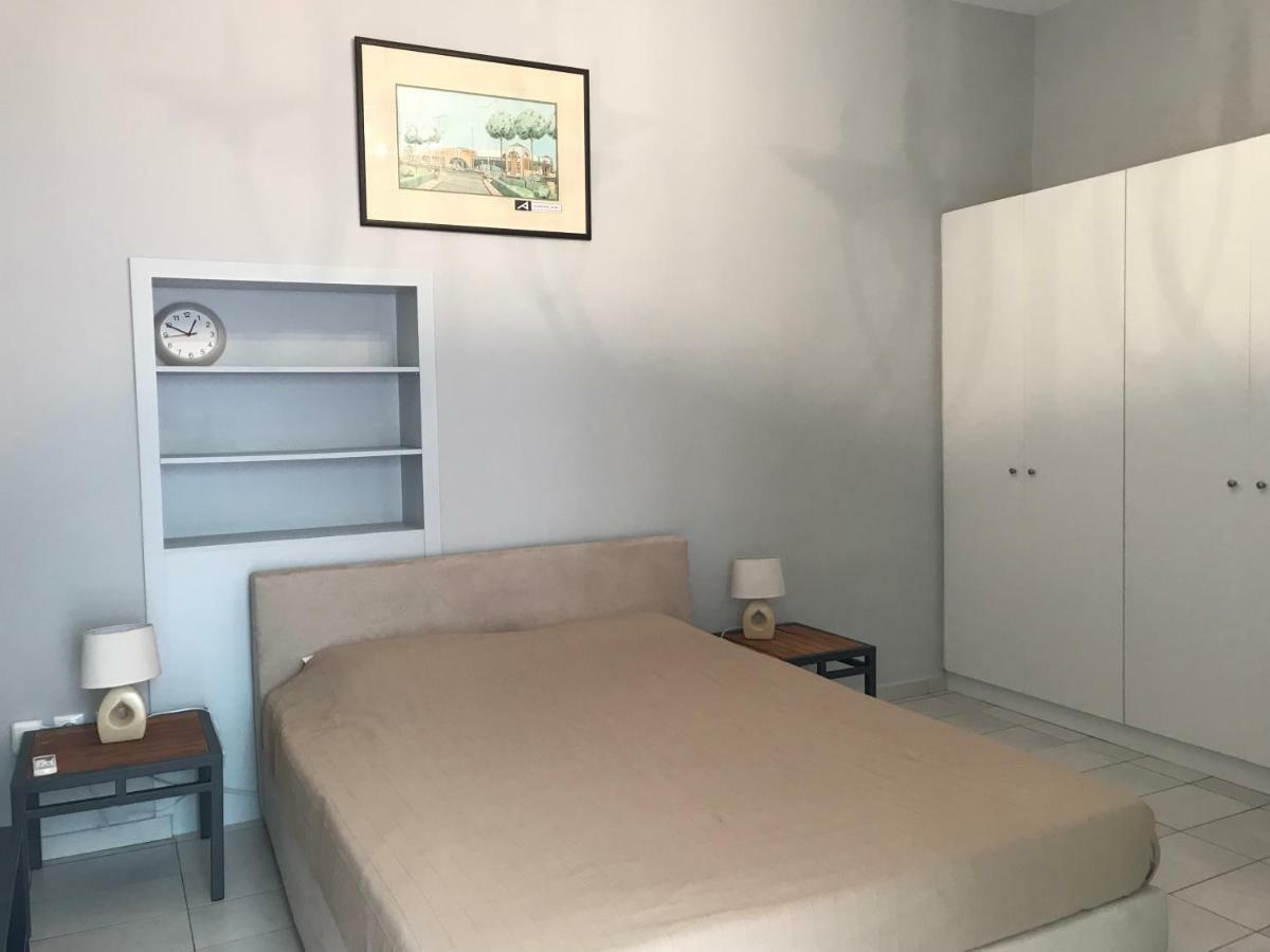 Holodek Apartments Sygrou Parking Athena Bagian luar foto
